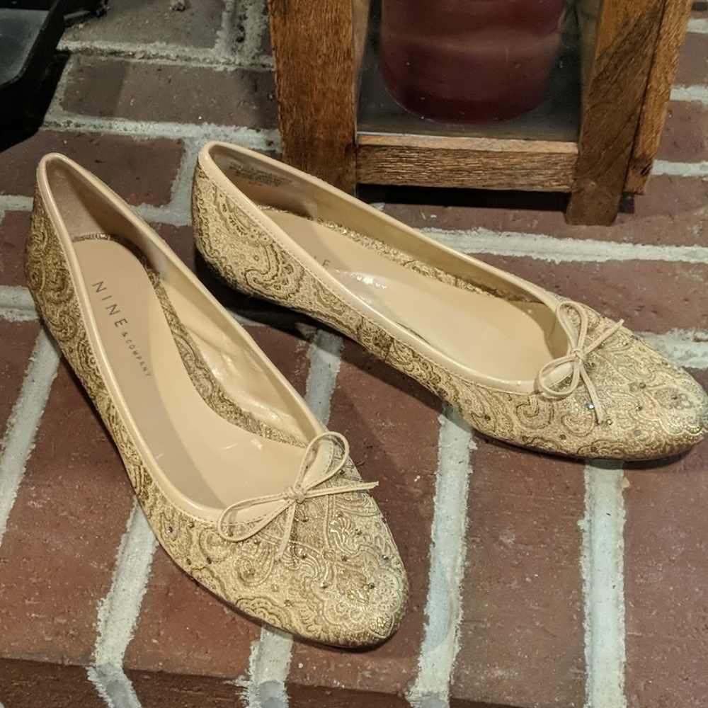 Nine & Co. Sparkly Brocade Kitten Heels